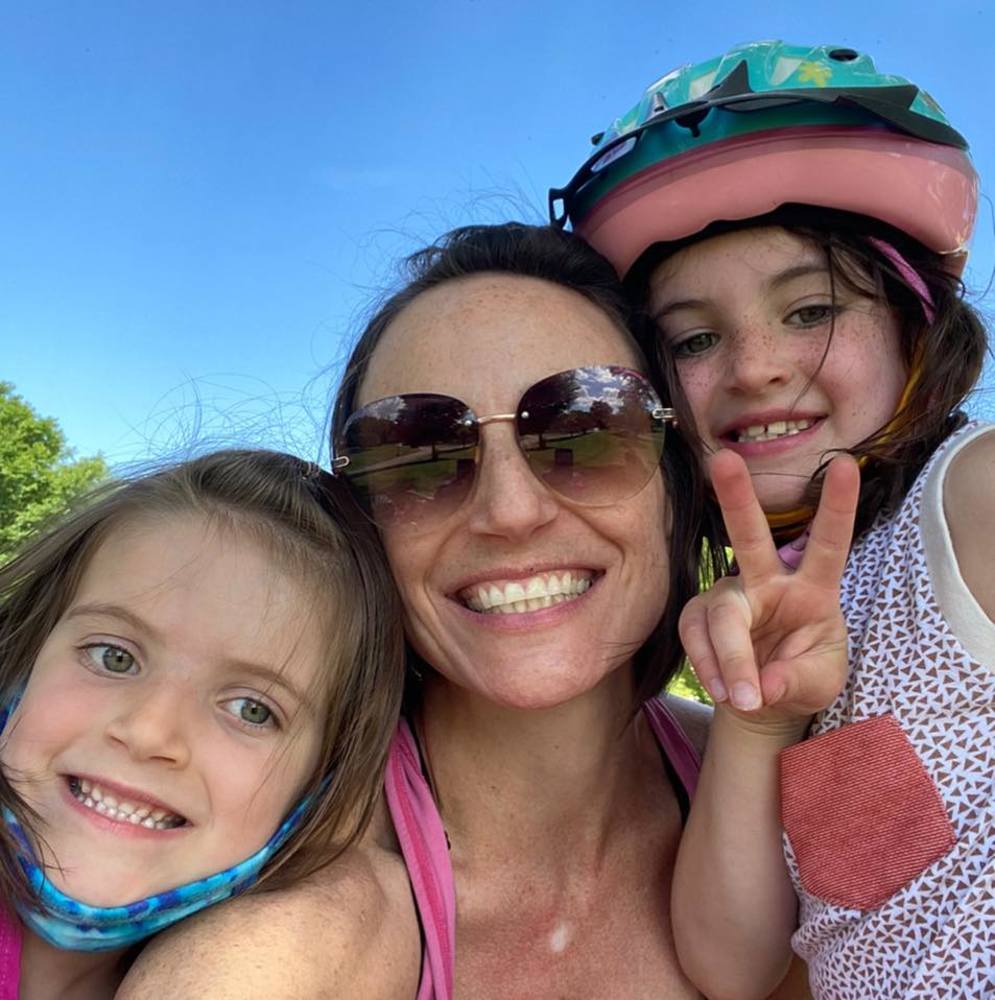 Meet your Posher, Tari